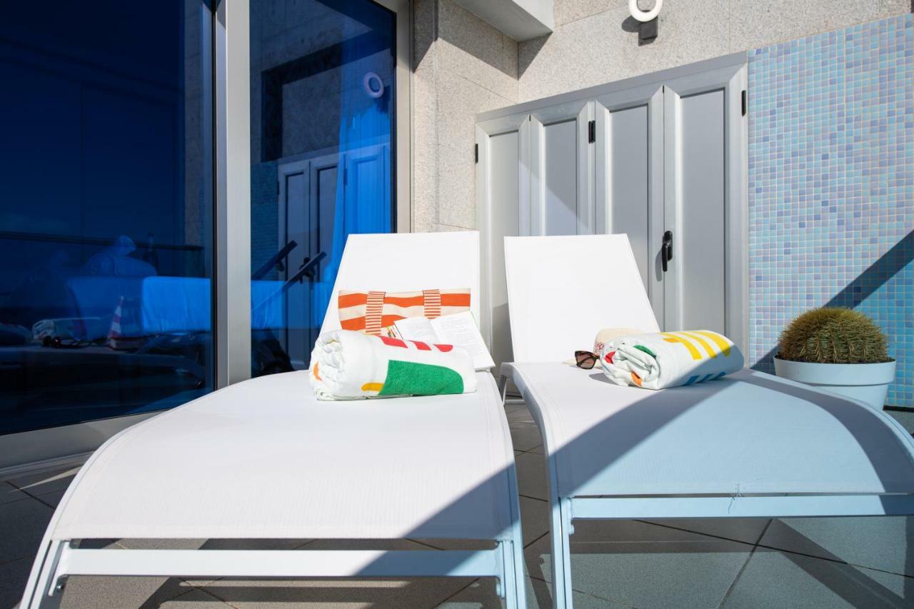 Teresita Mogamar Beachfront Puerto De Mogan Exterior photo